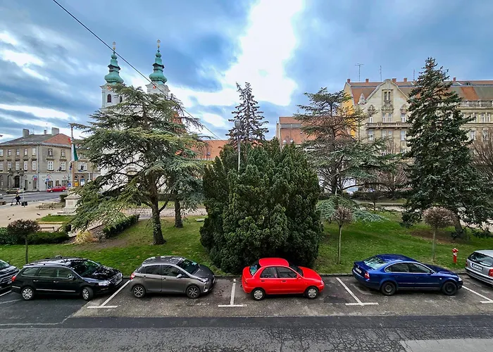 Szechenyi アパート